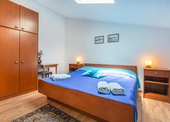 2 Bedroom Amazing In Sečovlje